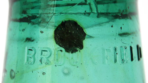 CD 121 Brookfield Dark Aqua w/ Large Potstone