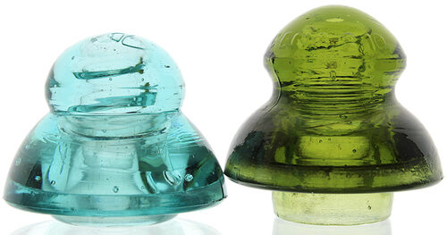 CD 472 Light Aqua w/ Outstanding Bubbles