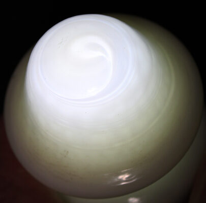 CD 164 Maydwell Nuanced Milk Glass